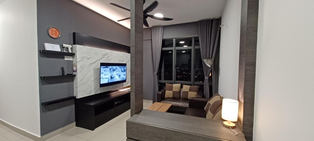 Appartement Modern Lifestyle Arc Austin Hills à Johor Bahru Extérieur photo