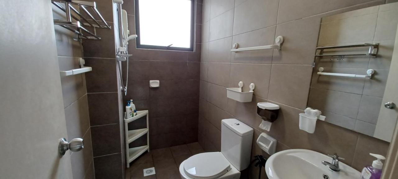 Appartement Modern Lifestyle Arc Austin Hills à Johor Bahru Extérieur photo